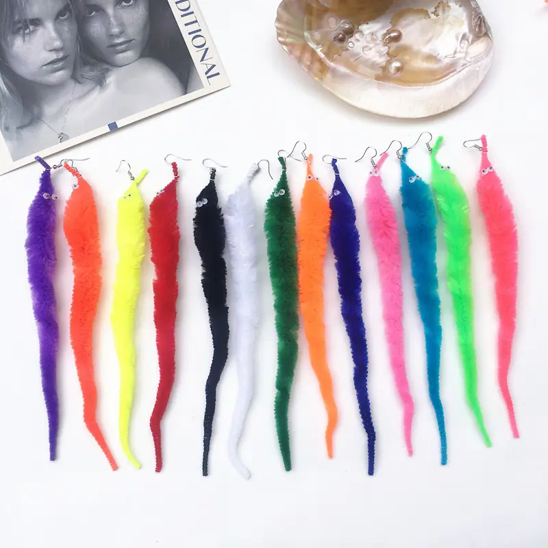 Worm on a String Dangle Earrings for Women, Quirky 22cm Long Fluffy Worms Drop Earrings, Funny Weirdcore Kidcore Novelty Meme Jewelry Gifts