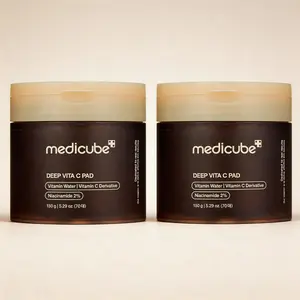 Medicube Deep Vita C Pad, Hydrating Brightening Exfoliating Facial Pads