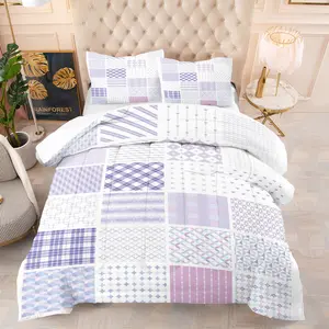 A floral patchwork element printed quilt set, including 1 quilt and 1 or 2 pillowcases without pillow filling, serving as a soft decorative gift for children's or adults' bedrooms