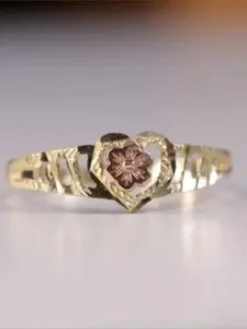 Elegant French heart-shaped flower women's ring suitable for daily parties, festivals, women's jewelry, Christmas gifts Geometric Design Ring Elegant Everyday Ring