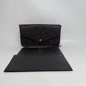 Pre-owned Louis Vuitton leather Crossbody Bags felicie pochette black【BF 12Z】