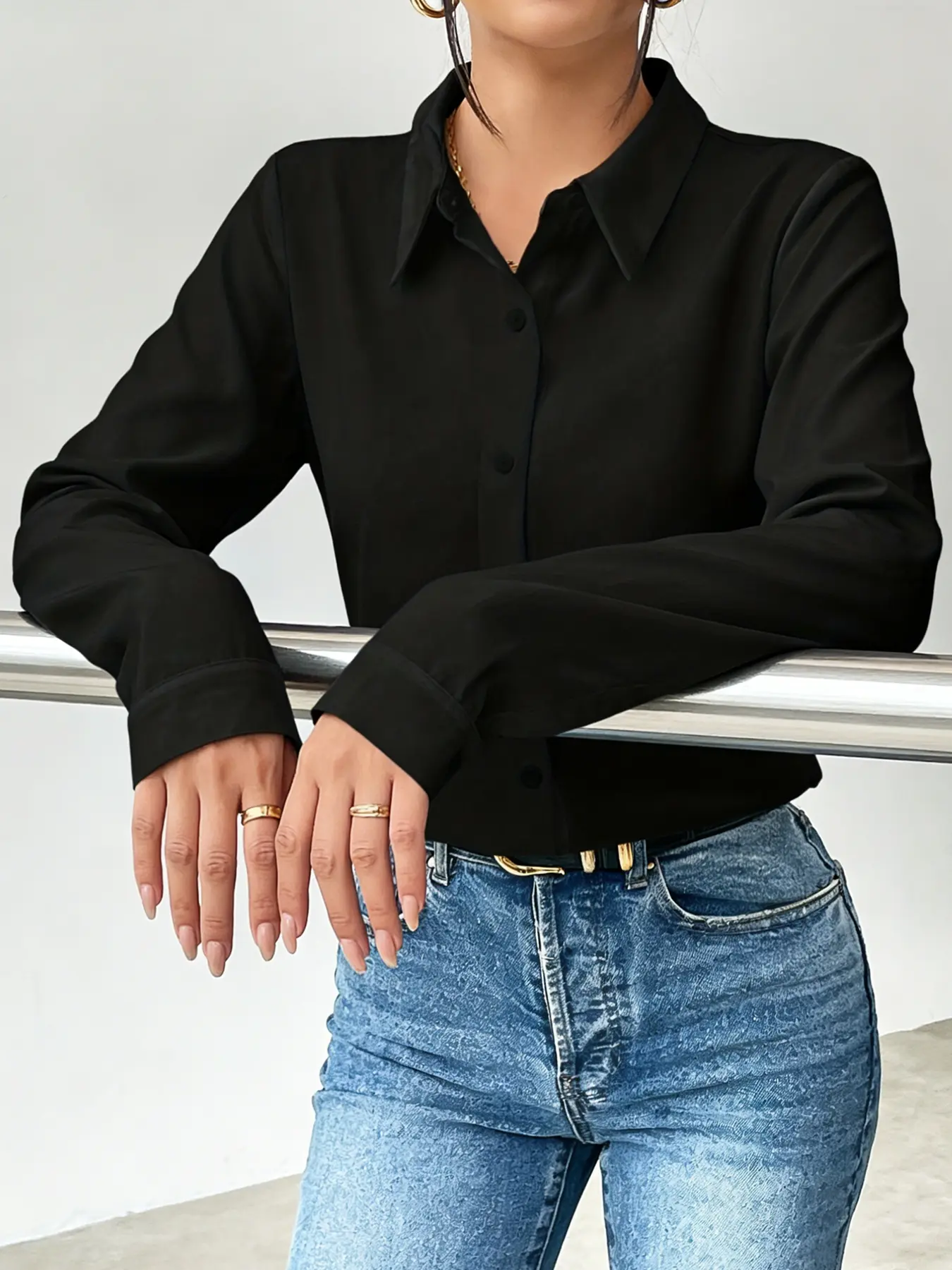 A fashionable Basic Casual and smooth satin professional Blouse Long Sleeve shirt for women, with satin fabric that is skin friendly and suitable for commuting, shopping, and outdoor wear Casual Daily Tops