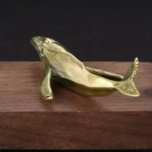 Handmade Brass Ocean Whale Figurine Ornament, Creative Cute Animal Design Decorative Craft Collectible Home Decor for Study Desk, Office, Christmas Decoration, Gift for Friends