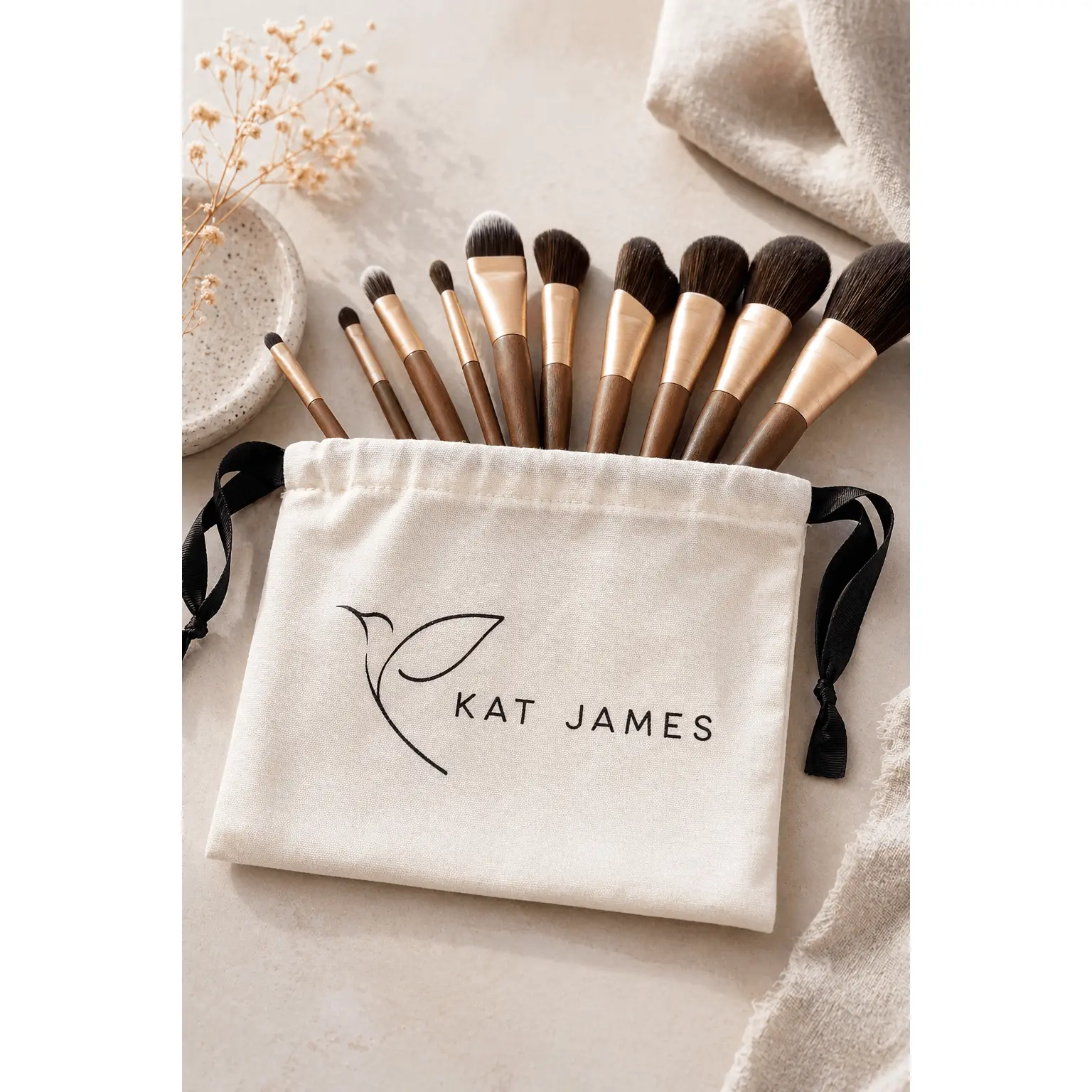 Signature 11 — Soft Case professional Makeup Artist Brushes