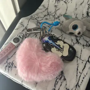 Fluffy heart keychain