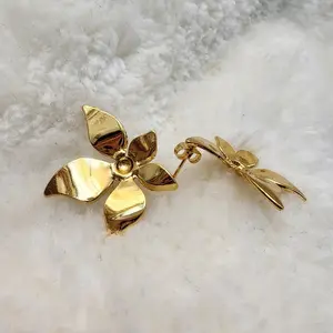 Stainless Steel Earrings Flower Design