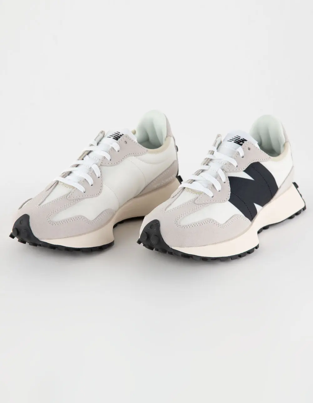 NEW BALANCE 327 Womens Shoes