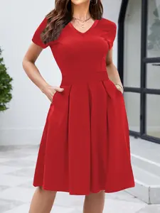 Women's Elegant V-Neck Knee-Length Dress, Slim-Fitting Short Sleeve Formal Party Dress with Pockets, Classic Export Workwear Style for Office & Events Womenswear