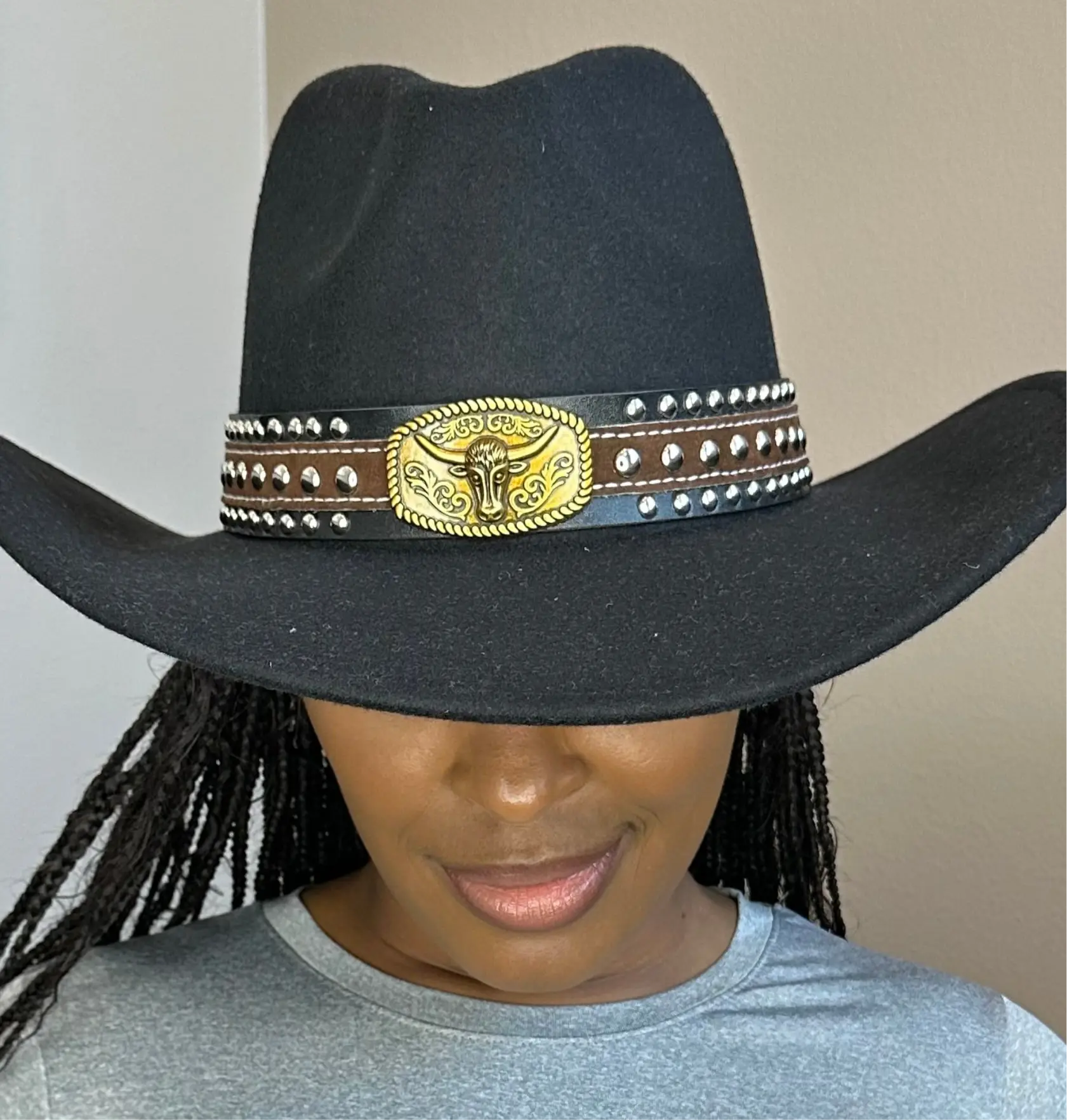 Hat ACCESSORY for Cowboy Style Fedoras with With Bull Emblem Hat Band Suede