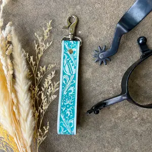 Desert Sky Tooled Leather Keychain – White & Turquoise