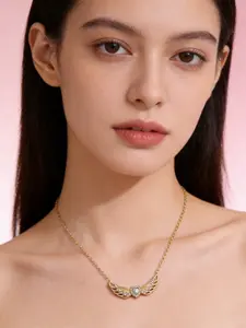 Elegant Rhinestone Jewelry, Fashionable Angel Wing Heart Necklace for Women, Unique Design Collarbone Pendant, Trendy Accessory