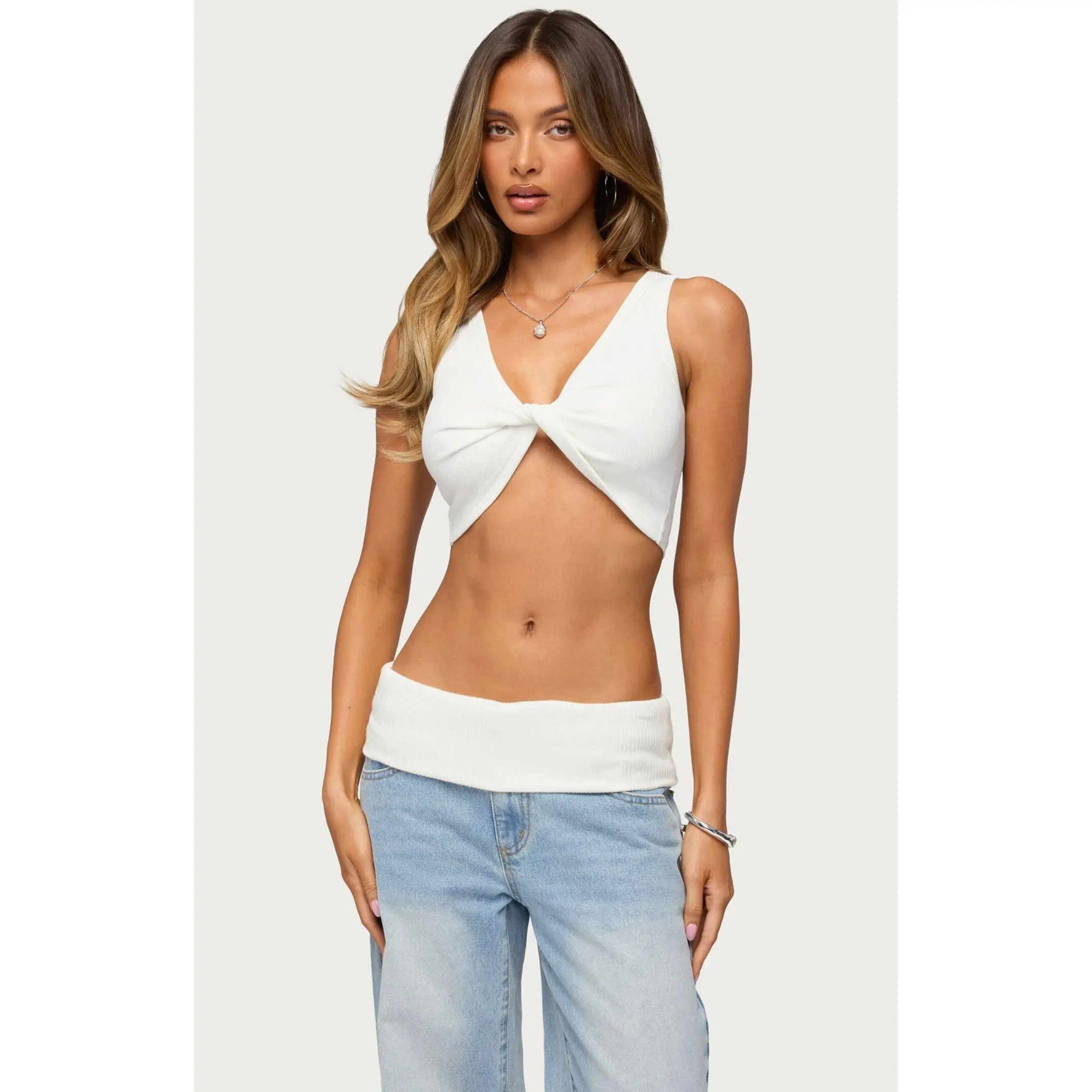 Edikted Women's Lumi Twisted Ribbed Cropped Top