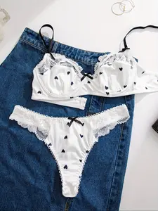 Women's Heart Print Contrast Lace Fitted Underwear Set, Elegant Bow Front Bra & Thong Set for Daily Wear, Women's Lingerie for All Seasons
