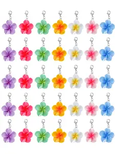 35 Piece Resin Fake Cherry Blossom Keychain Pendant, Gradient Five-Petal Flowers, Bag Accessories, Random Style, Perfect for Gifts