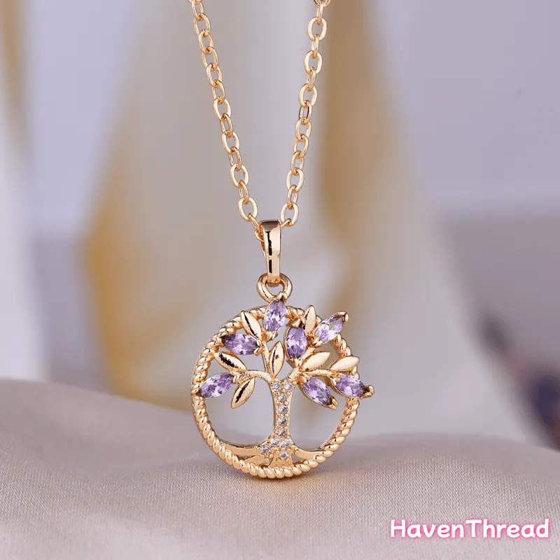 Elegant Tree of Life Necklace for Women, Stylish Round Pendant with Crystal Accents, Gift-Ready Birthday Jewelry, Elegant Necklace, Gift-Ready Birthday Gift