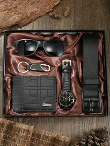 Round Mechanical Aesthetic Watch Face Block, Leather Craft Wallet Belt Keychain Set, Casual Style for Elite Professionals