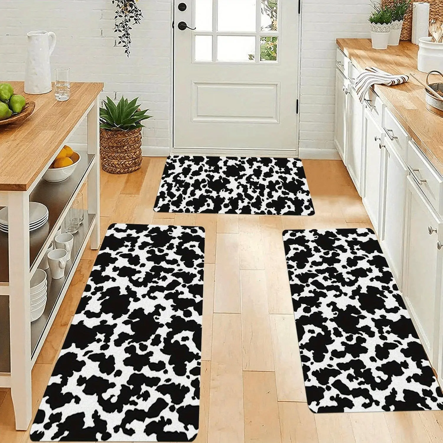 Cow Print Flannel Floor Mat - Water-Absorbent, Non-Slip, Washable, Soft Animal Pattern Rug for Kitchen Flooring, Whimsical Home Decor, Room Decor
