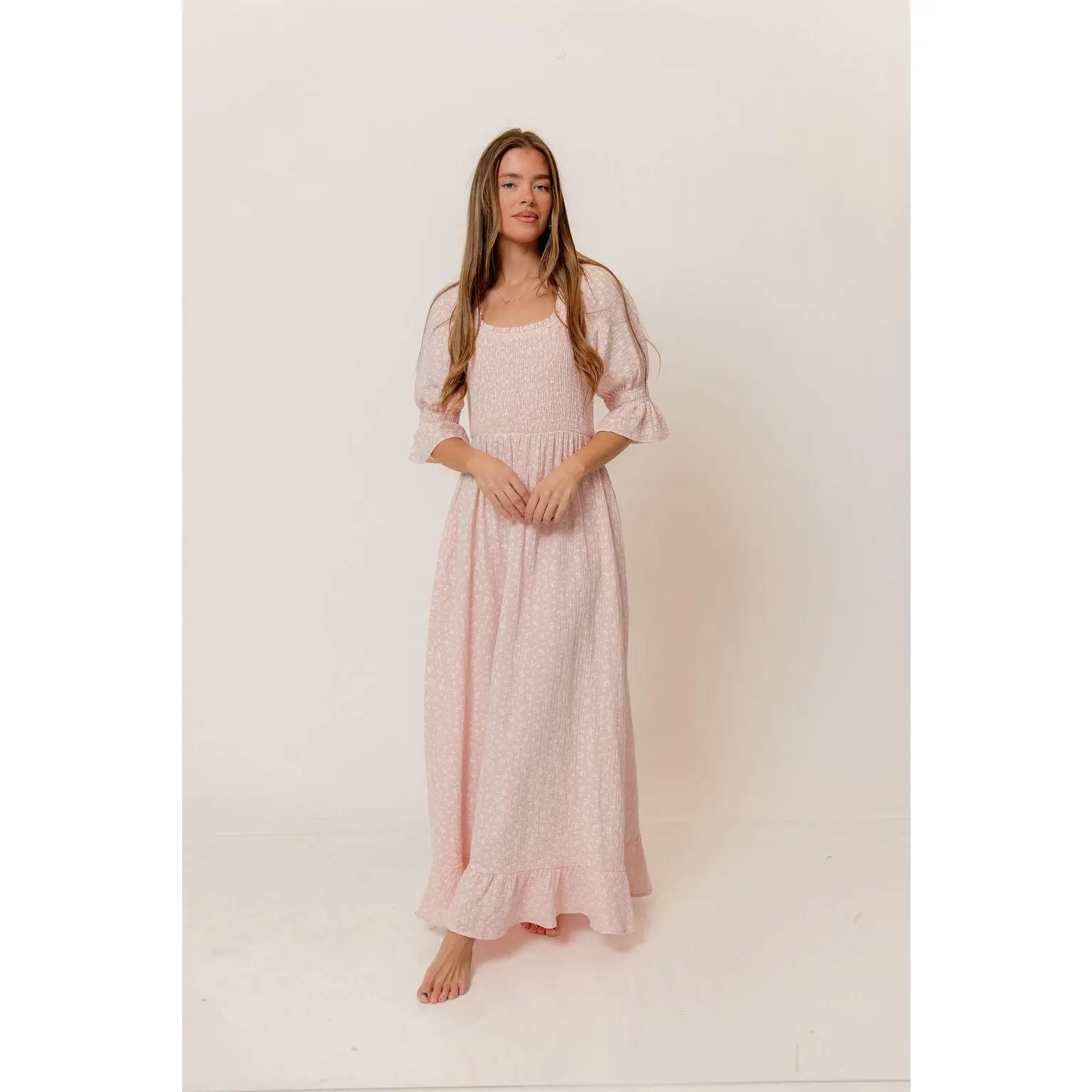 Sienna 100% Cotton Puff Sleeve Maxi Dress in Pale Pink Foliage - Bump Friendly