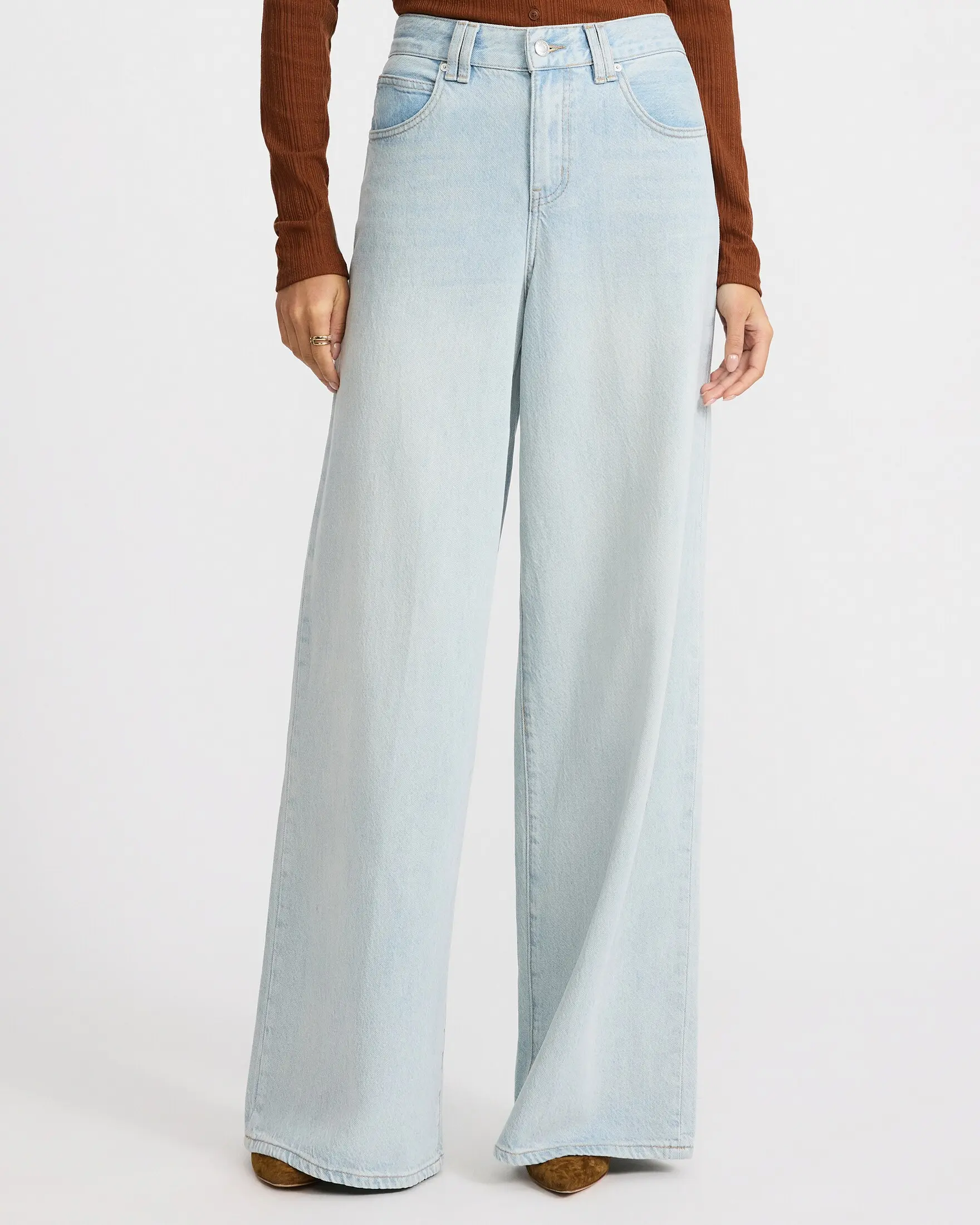 Express High Waisted Relaxed Wide Leg Light Wash Jeans