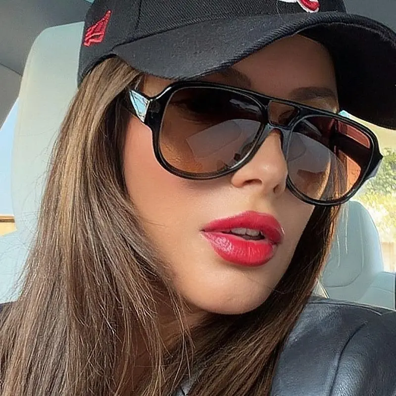 Wild Cherry Square Sunglasses - Unisex Minimalist Protective Modern Sunglasses, Fashion Glasses Women, Female Trendy Functional Fashion Accessories