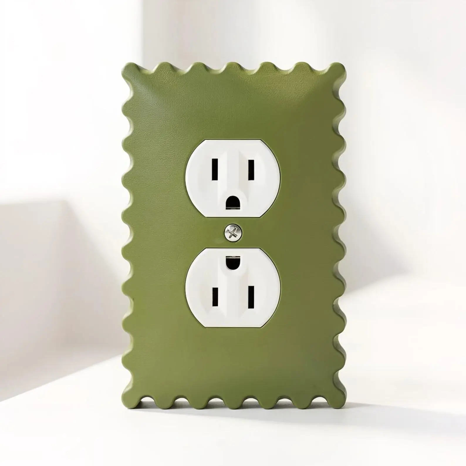 Decorative 1-Gang Single Duplex Pastel Scalloped Outlet Cover, Home Improvement Electrical Wall Plate Switch Accessory