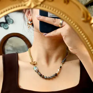 Dainty Moonlight Stone Beaded Necklace for Women Moonstone Beaded Choker Necklace Handmade 14K Gold Plated Wheat Chain Necklace Layered Necklace Y2K Abalone Shell Trendy Necklace Women