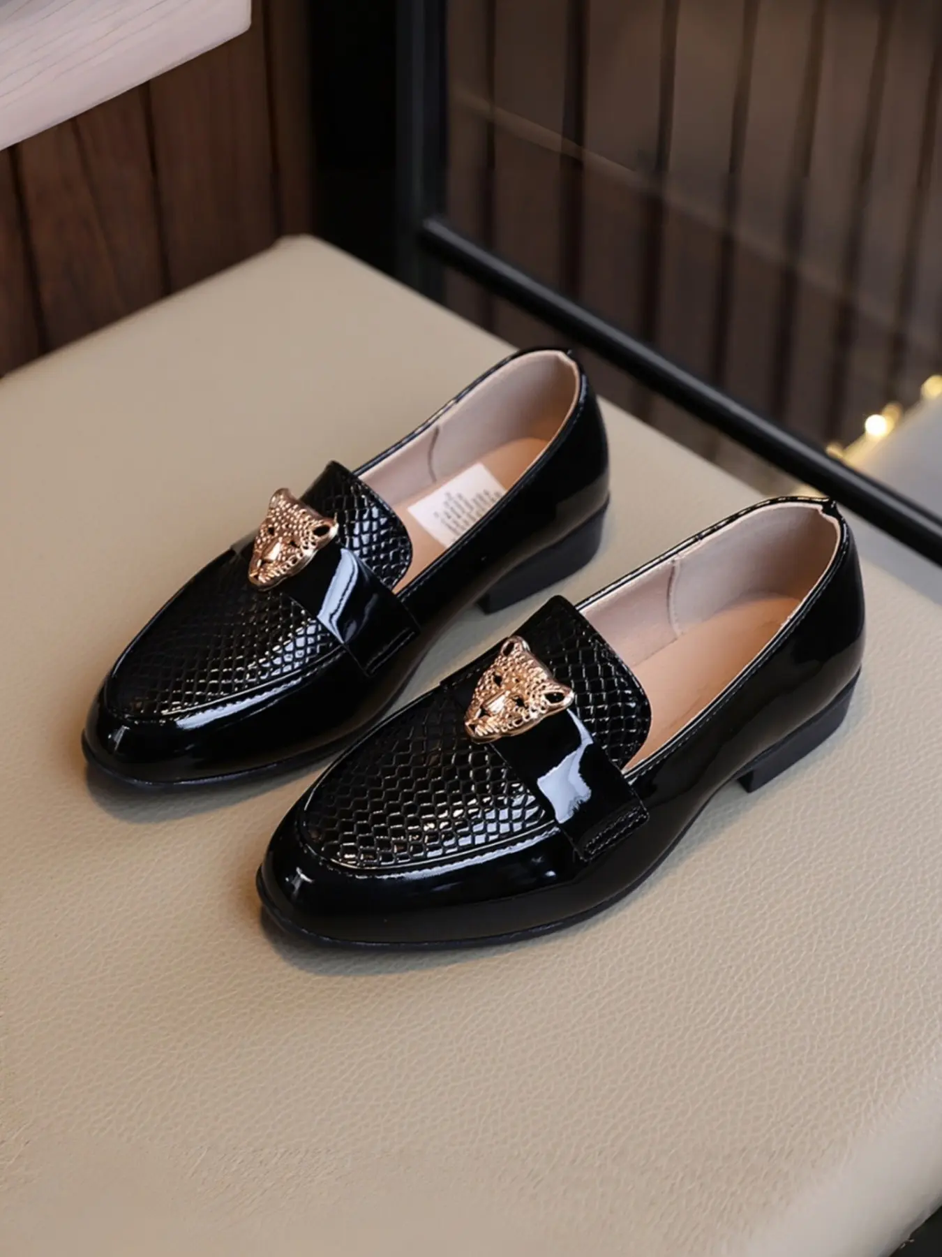 Trendy Fashion Leopard Head Decorated Shoes, Boy's Glossy Leather Loafers, Baby British Style Formal Shoes, Low Top Shoes, Round Toe Footwear, All Seasons, Party, Kid