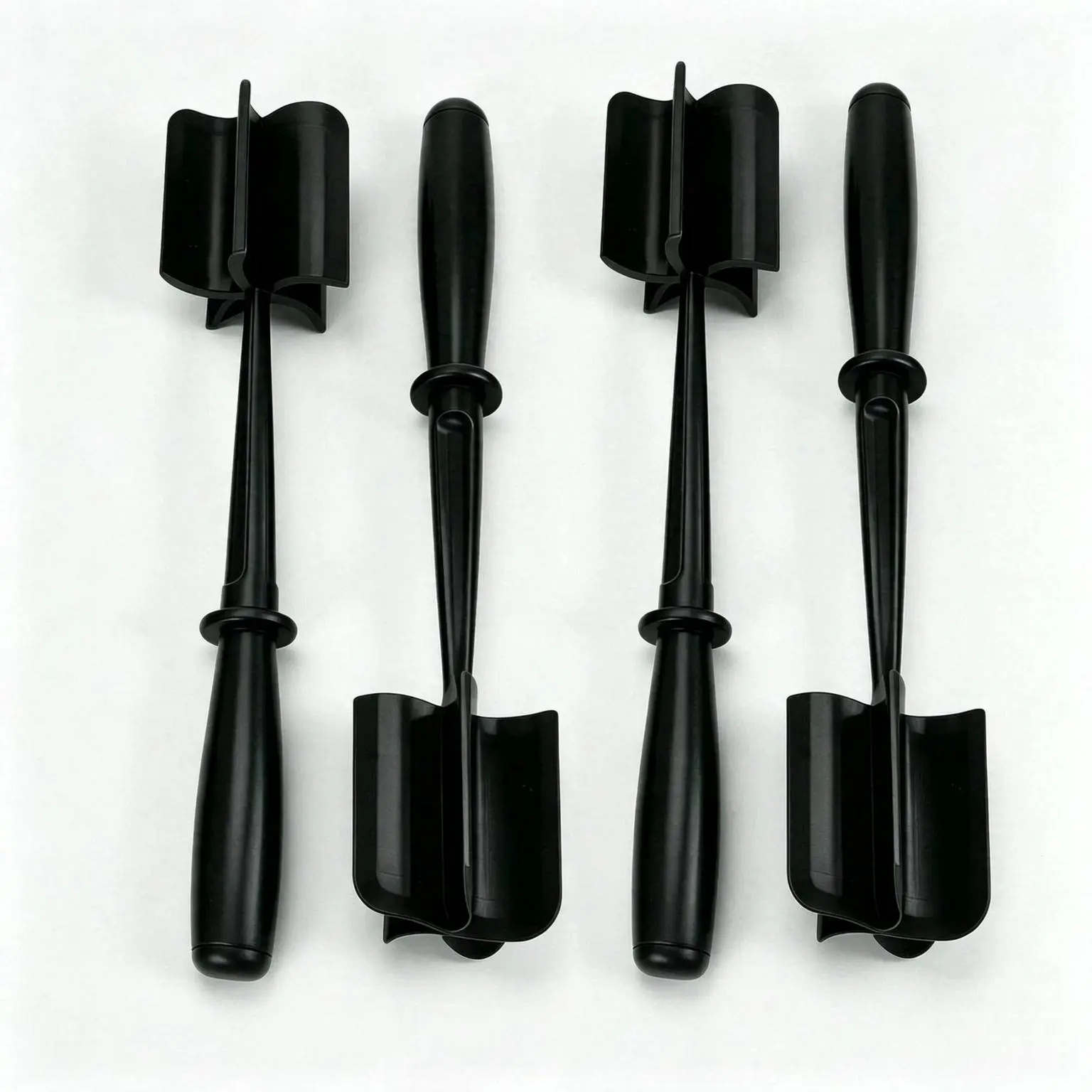 Food masher Ergonomic long handle Keep away from high heat in pots Easy to clean Can handle ground beef, hamburger mince, mashed potatoes, and stir sauce 5-blade design Easily chop meat