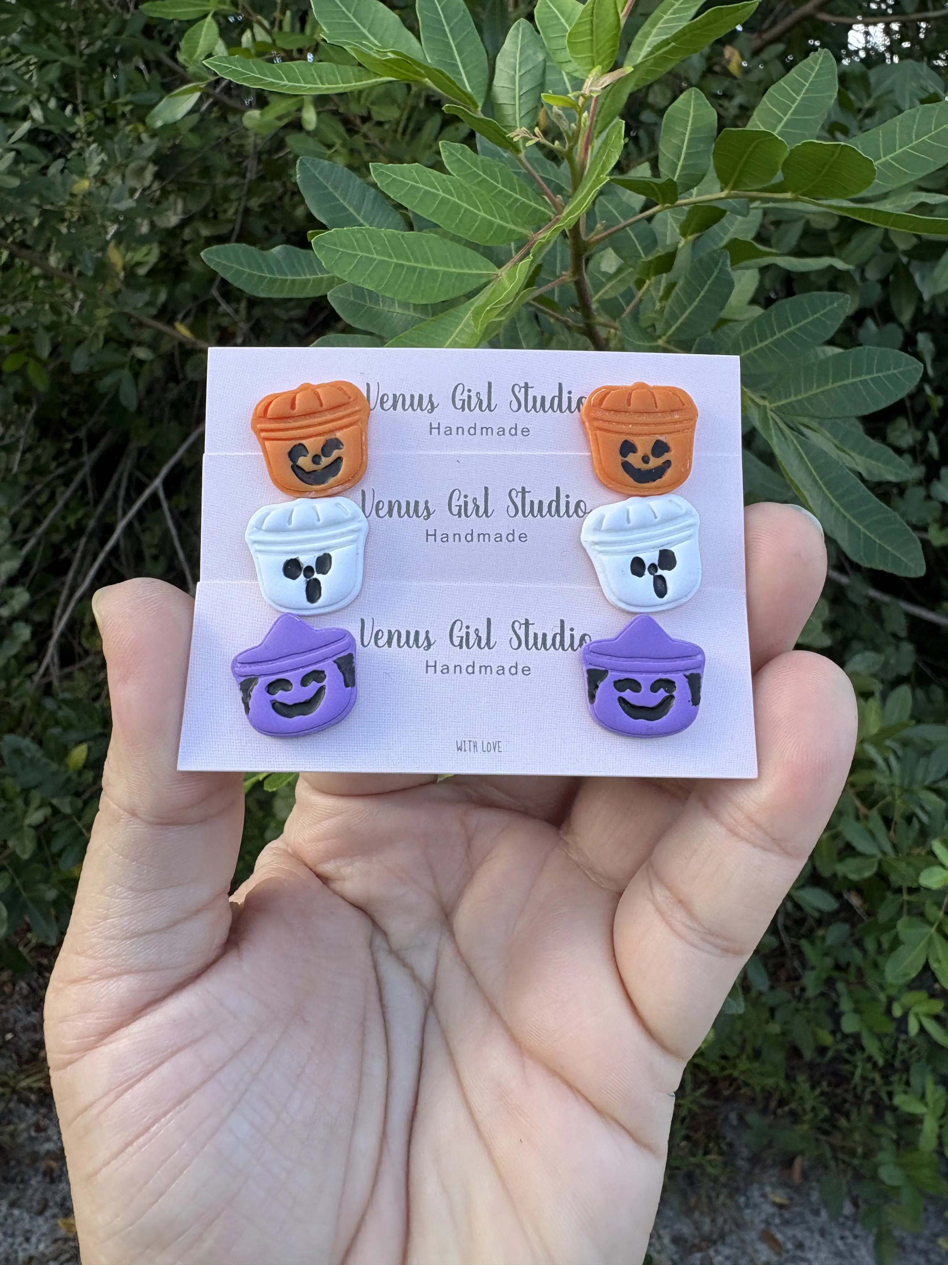 Boo Buckets Clay Stud Earrings