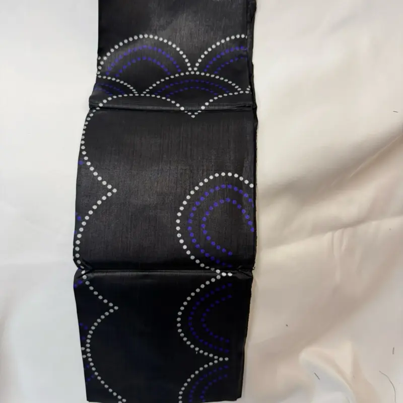 Somali Shaash Traditional Scarf Shawl with Elegant Blue and White Circles Design for Versatile Wear