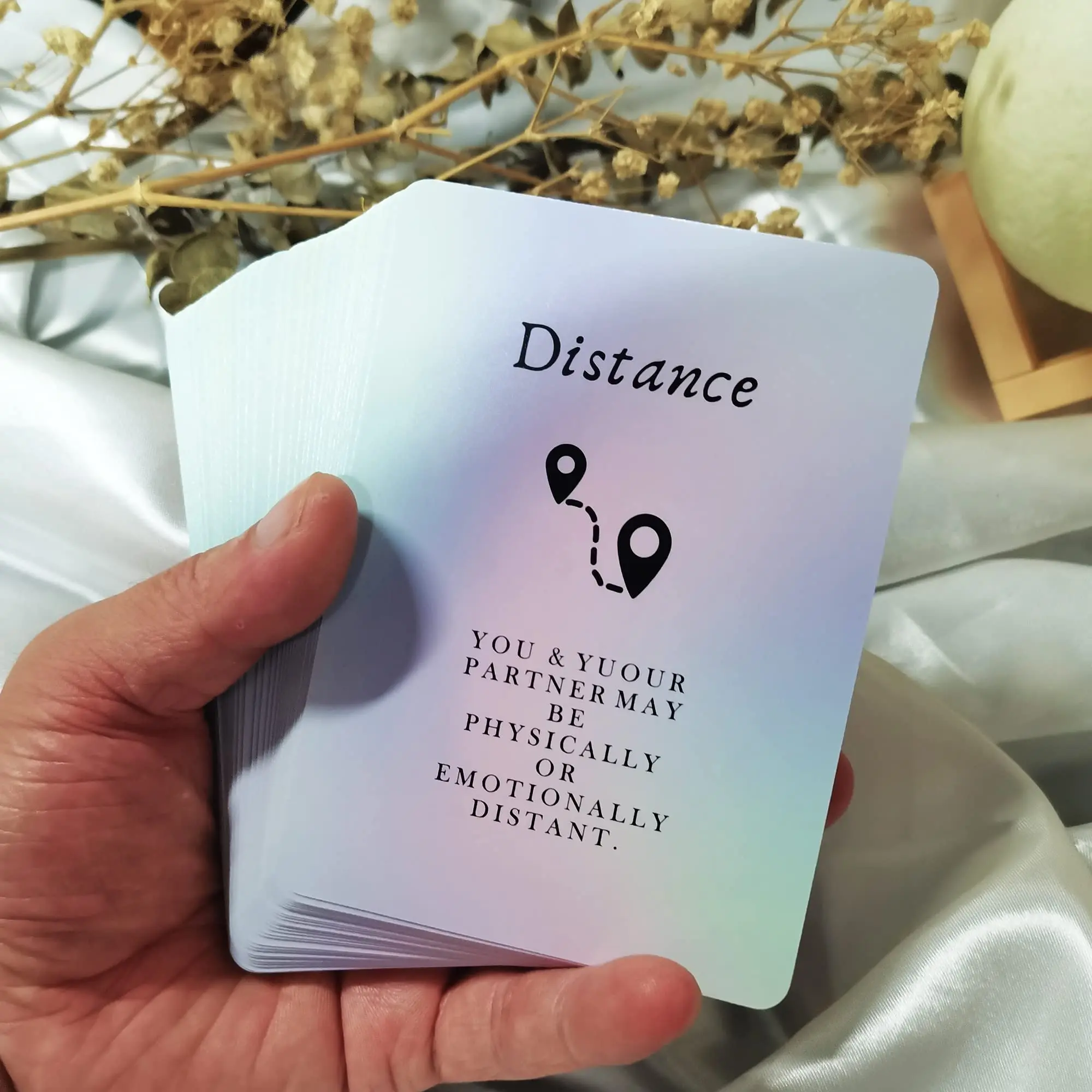 1 box of Love Oracle Cards,Tarot Cards for Beginners Twin Flame Oracle Cards, Tarot Card Game, Tarot Cards Decks with Meanings on Them Soulmate to Romantic Relationships, Relationship Card Games(3.42" × 4.72")