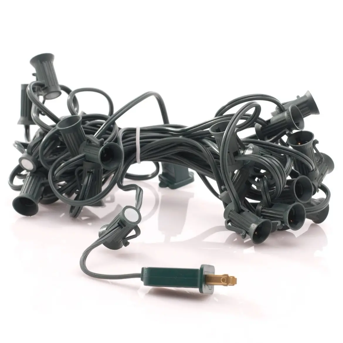 Lite-Netics Magnetic Light Strand, Color Green, 2x Sizes available, 25ft length & 100 ft length.  Bulbs NOT inlcuded. Pairs with C9/E17 bulbs. Recommend bulb amount: 1 Bulb per foot. Customize strand with any color C9/E17 bulb. Indoor/Outdoor use.