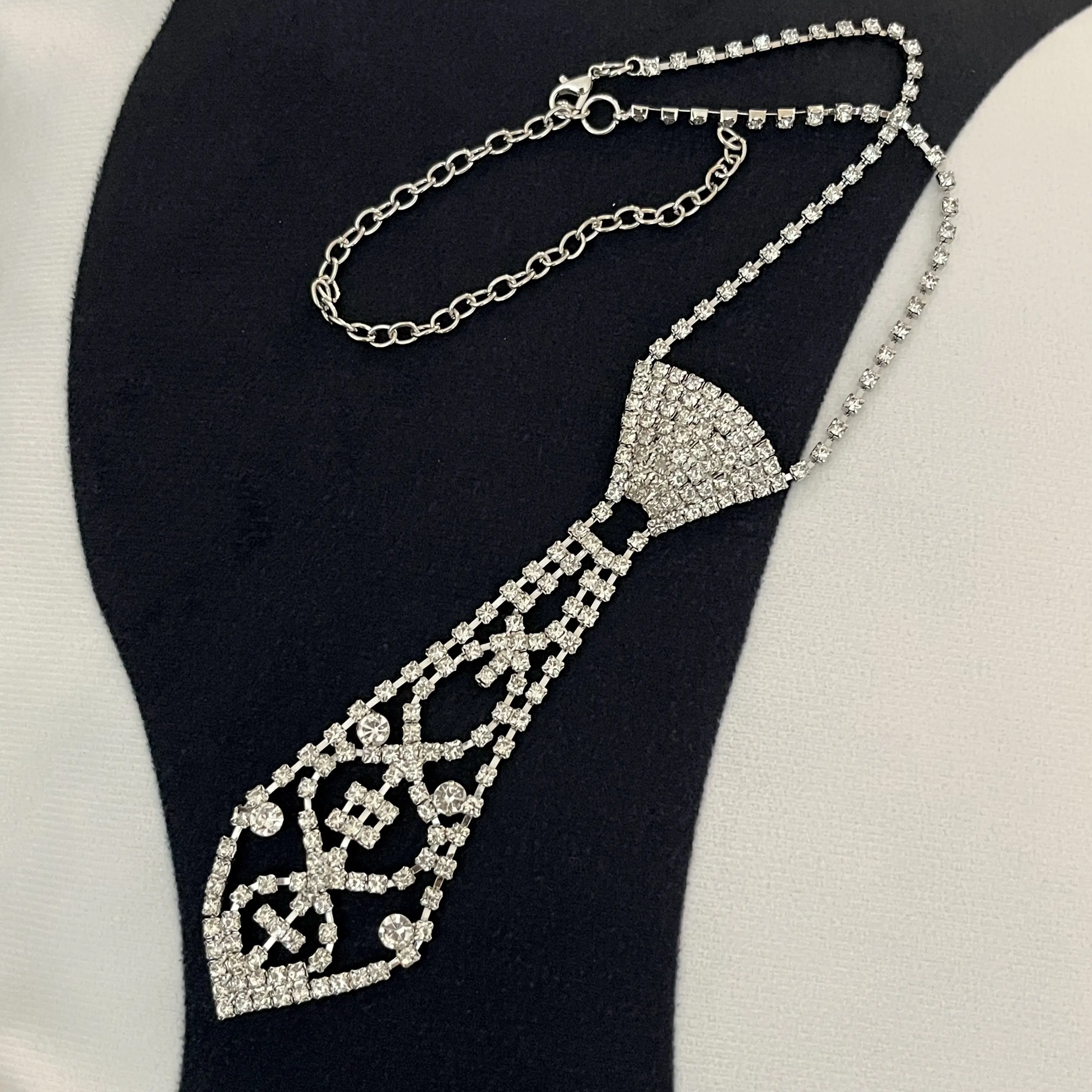 Vintage Rhinestone Tie Necklace, Full Pave Crystal Fashion Statement Jewelry, Party Essential Accessories, Gift for Women GF GIFT