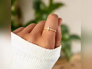 Yield | Cross Inlaid Zircon 925 Sterling Silver Ring