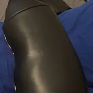 Product Review of Shiatsu Neck and Back Massager with Soothing Heat, Ergonomic 8 Deep-Kneading Massage Nodes with Heat Electric Shiatsu Back Massager for Neck Shoulder & Body Muscle Relief Portable 12V DC Power Supply - Black from **