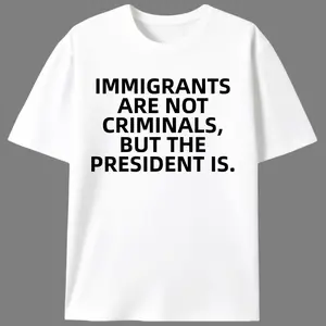 Men's "Immigrants Are Not Criminals" Fitted Short-Sleeve Top, Casual Political Protest Streetwear Graphic T-Shirt