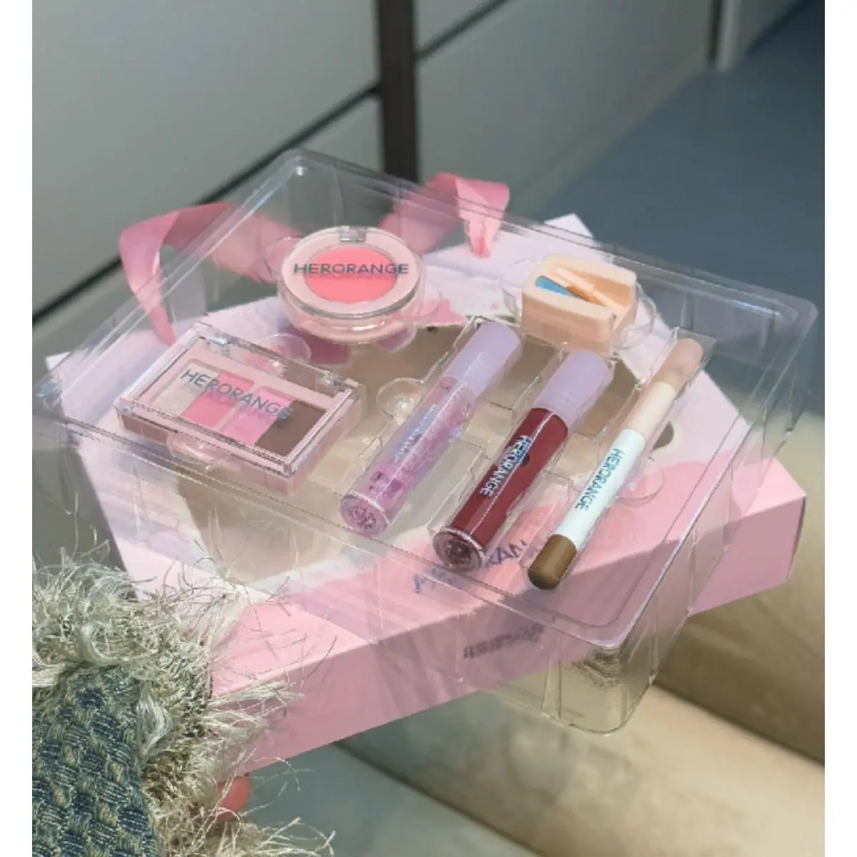 HERORANGE Mini Back-to-School Makeup Set: Matte Blush, Eyeshadow Palette, Lip Gloss, Eyeliner Cosmetics Kit - Back-to-School Season Gift Box