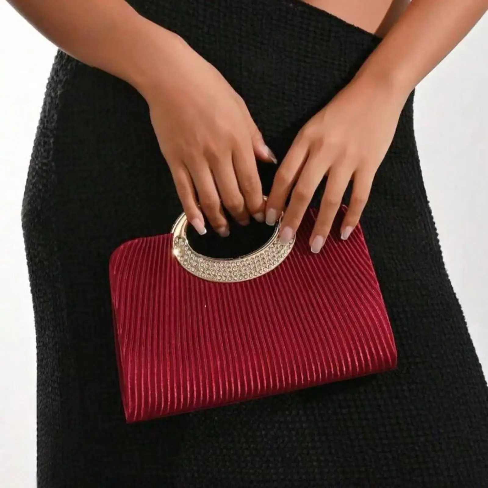 Women's Elegant Rhinestone Wristlet Clutch Bag - Sparkling Crystal-Studded Luxury Formal Evening Shoulder Bag with Crossbody Chain, Suitable for Gala, Wedding, Birthday Occasions or Gifting