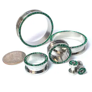 PAIR Emerald Green Gem Rimmed 316L Surgical Steel Screw Fit Tunnels Plugs Gauges