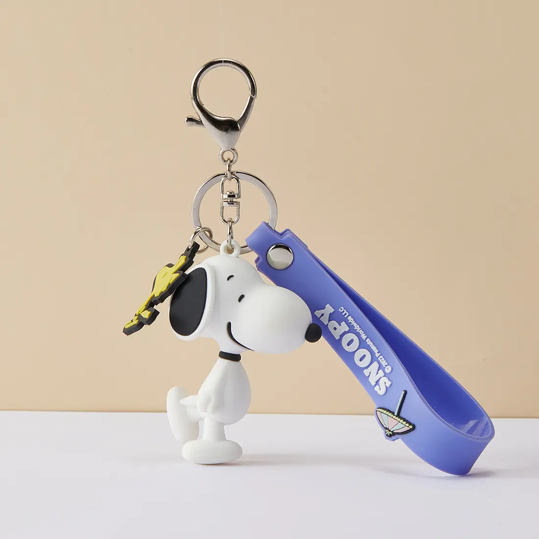 MINISO Snoopy Keychain – Cute Summer Adventure Series 3D Keychain, Car Key Gift for Fans (Walk)