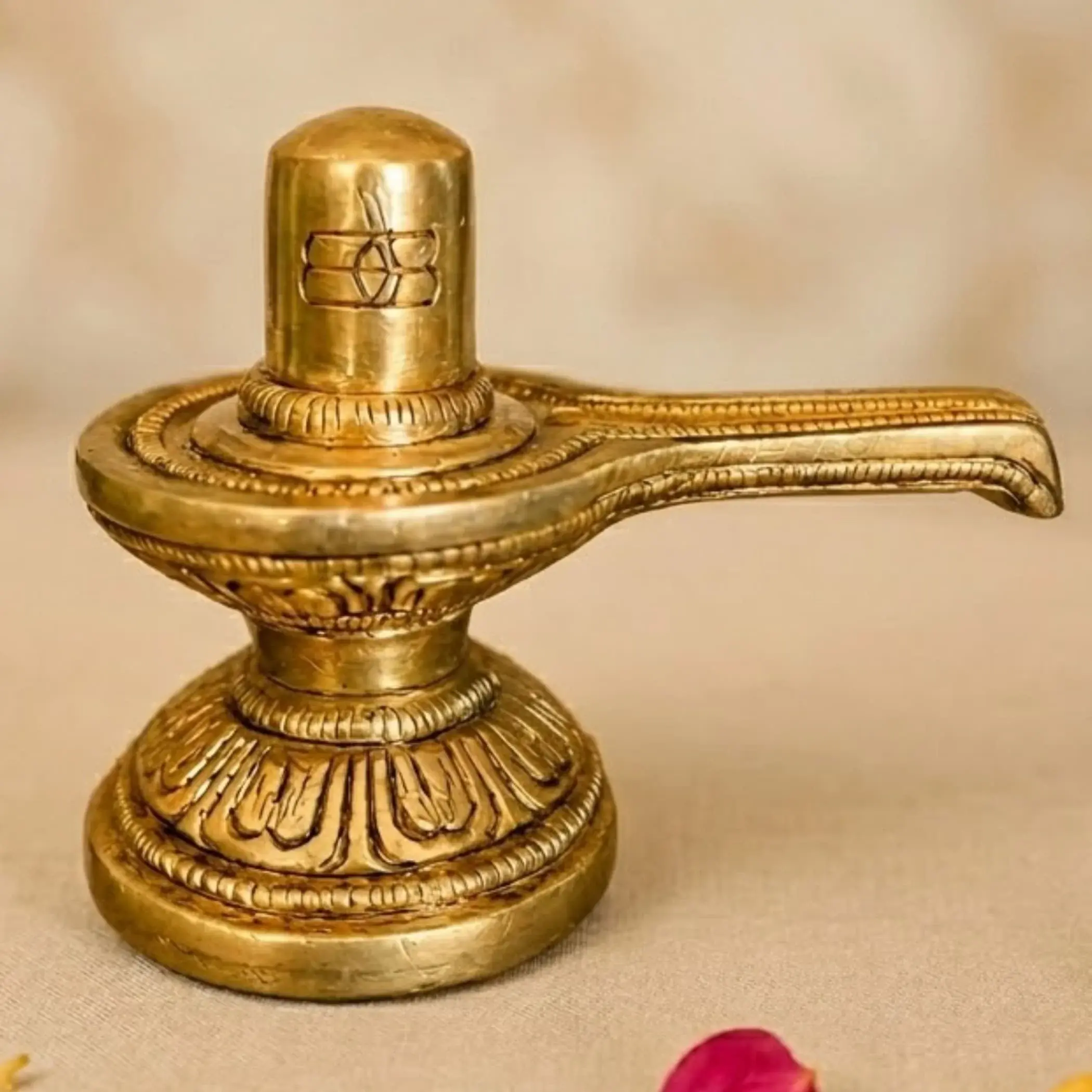 Divine Shiva Lingam Shivling Idol | 2-Inch White Brass Statue for Pooja, Maha Shivratri, Home Temple | Sacred Energy