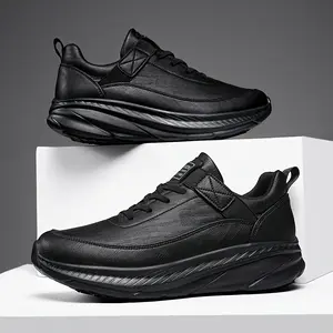 Professional chef shoes are slip-resistant, waterproof, oil-resistant, breathable, and odor-resistant. They are specialized work shoes for chefs, cleaners, and service staff