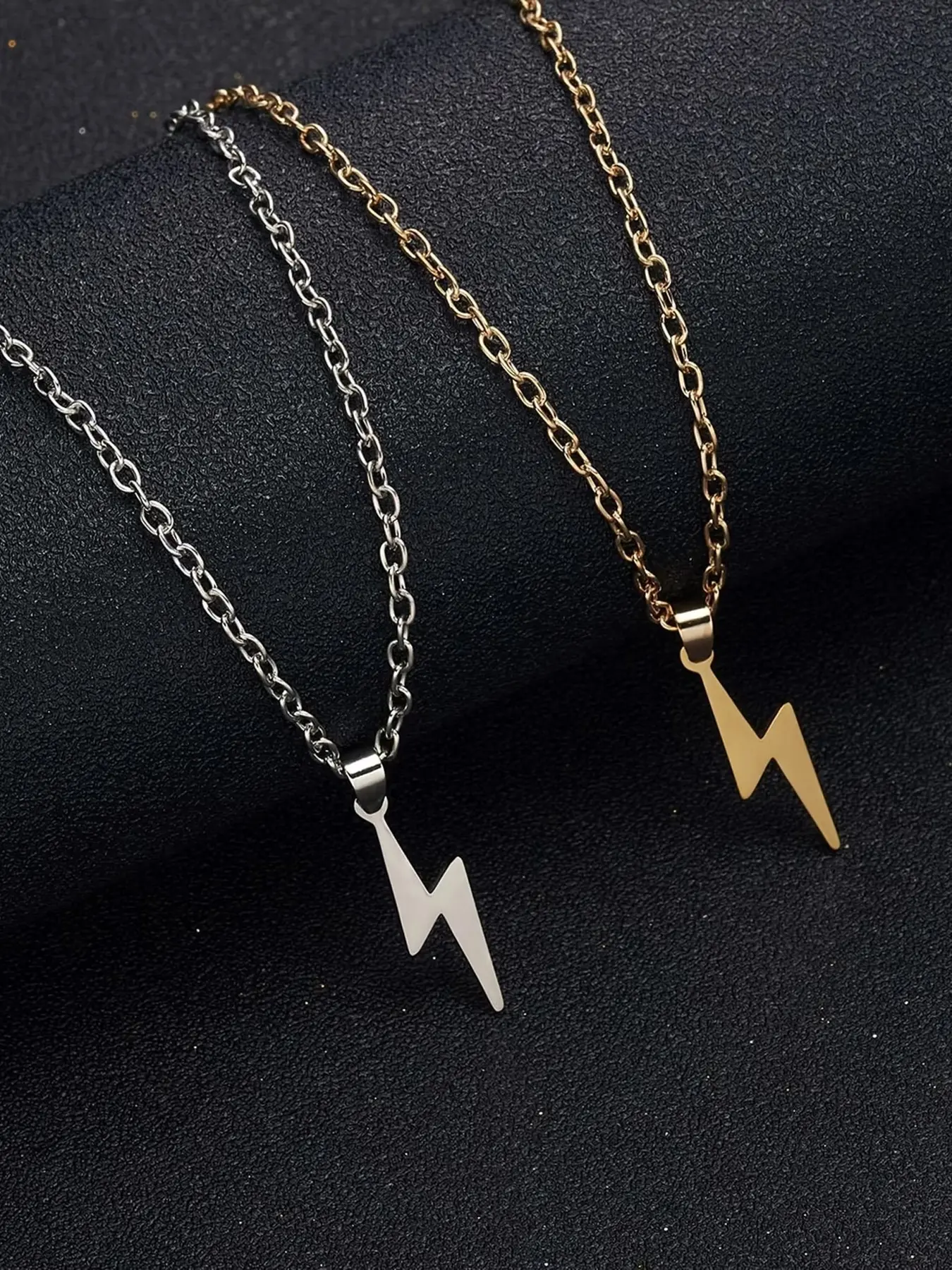 Stainless Steel Lightning Bolt Necklace Set, Unique Streetwear Trendy Hollow Out Clavicle Chain, Fashionable Unisex Jewelry, Modern Fashion Accessories, Chain Necklaces