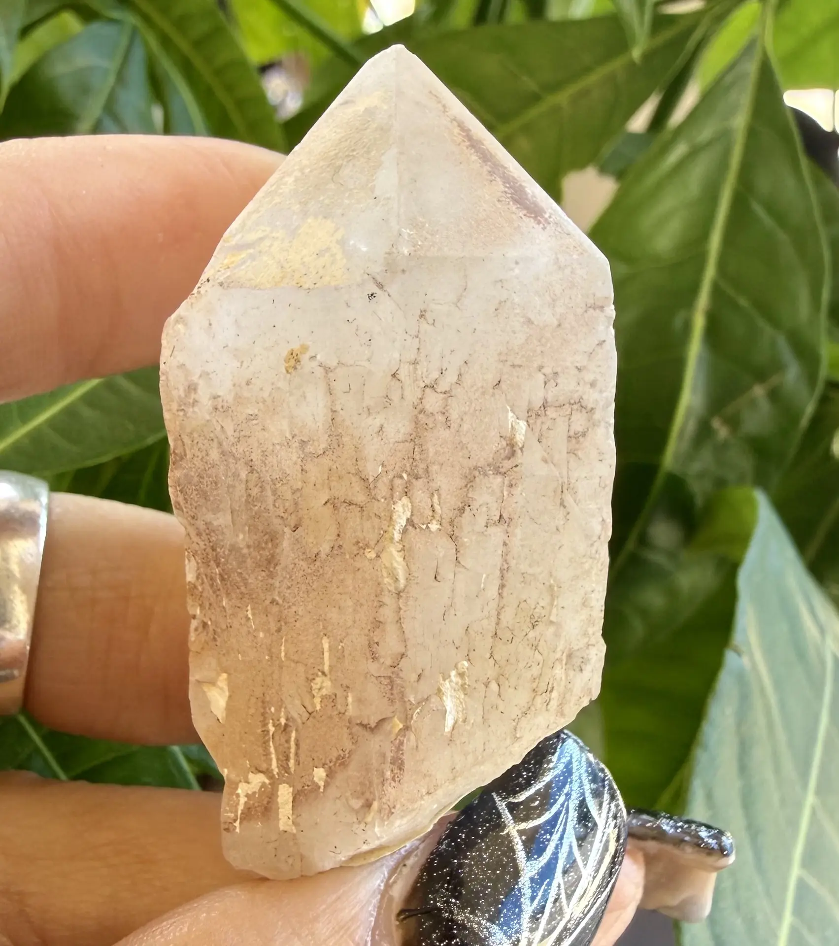 Raw Castle Quartz Crystal Cluster - Natural Quartz Stone Collectible, Cluster Form Home Ornament for Meditations, Housewarming Gift with Intention Amplification, Negative Energy Clearing & Mind-Body-Spirit Alignment, Fosters Growth, Unique Gift, Amplifies