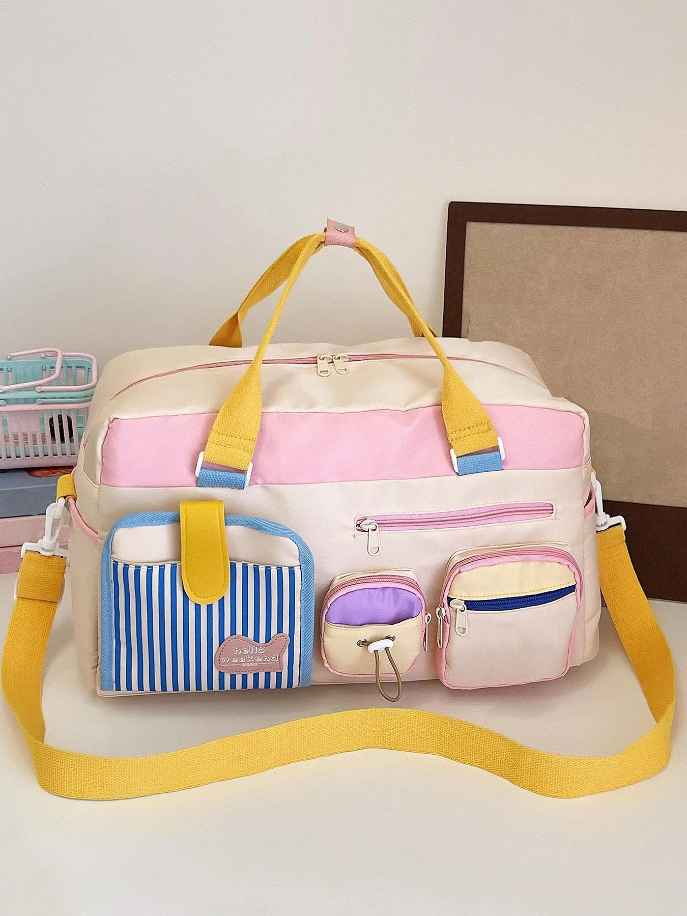 Multifunctional luggage & portable bag, Travel Duffle Bag, Travel bags, can be used as handbag or crossbody bag, with colors, versatile, multi-pocket design, large capacity, suitable for yoga fitness, short trips