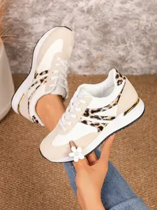Women's Spring Summer New Large Size Round Toe Thick Sole Low Top Casual Shoes, Running Sneakers, Leopard Print Laces, Breathable Running Shoes for Daily Commute, Casual Running Footwear