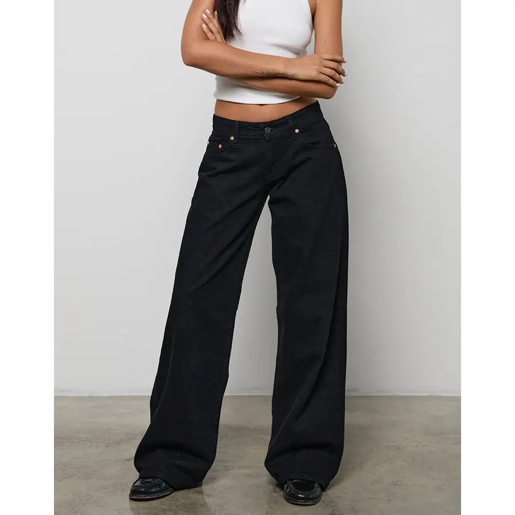 MOTEL Low Rise Roomy Jeans in Rinse Black MOTEL Low Rise Roomy Jeans in Rinse Black