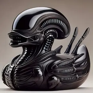 Unique Resin Duck Figurine Statue, Decorative Craft Ornament for Home Office Desk Decoration, Perfect Gift Idea for Animal Lovers, Collectible Room Decor