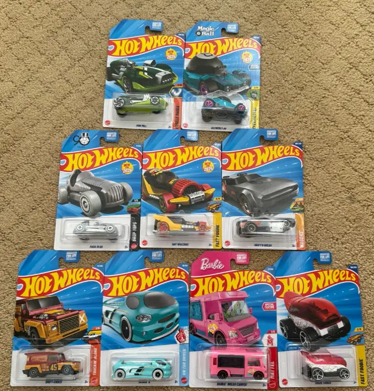 Fantasy Car Madness Hot Wheels 5 Pack of random Hot Wheels - Fantasy, Original Designs, Unlicensed cars
