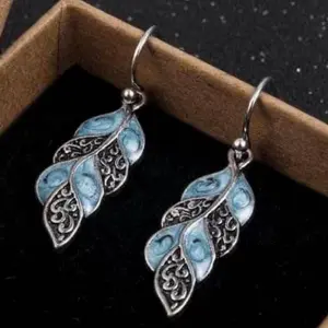 New Absolutely Beautiful MINIATURE Dainty Leaf Earrings